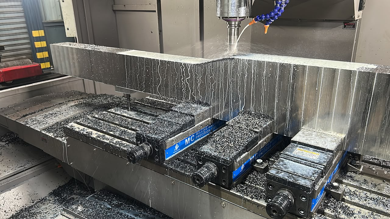 Mecanizado CNC de componentes industriales